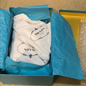 Brand new Prada heels size 37 pumps BNIB NWT